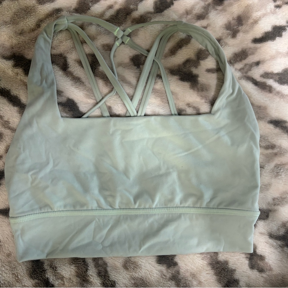 Buffbunny revolution sports bra. Cup pads NOT included. Light green color.